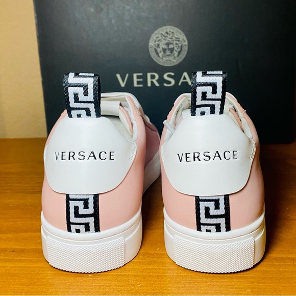 NIB! Versace Women's Blush Pink Leather Fashion Sneakers - Picture 9 of 17